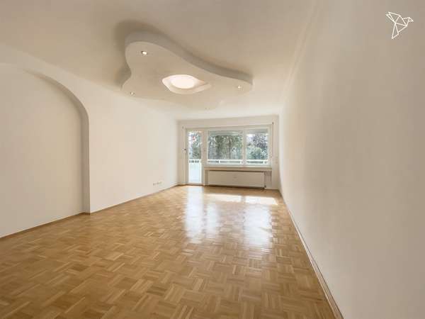 Modernisierte 3-Zimmer-Wohnung mit Balkon und Indoor-Pool für Kapitalanleger