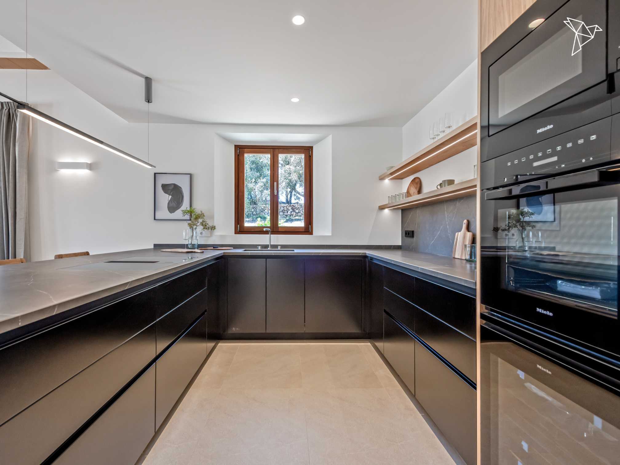 MEDITERANER CHARME 🌅 Traumhafte Neubaufinca mit 6 Zimmern und Pool in Felanitx Mallorca!