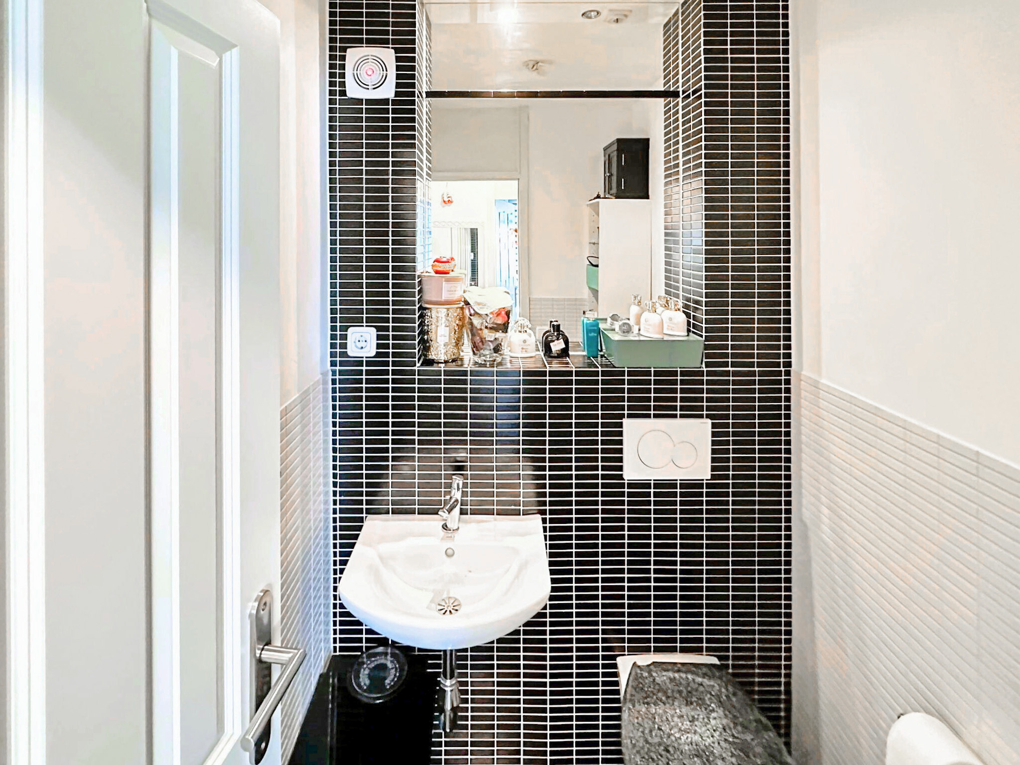 EINZIEHEN & WOHLFÜHLEN 🌞 Renovierte 3-Zimmer-Wohnung mit zwei Loggien in Wiesbaden!