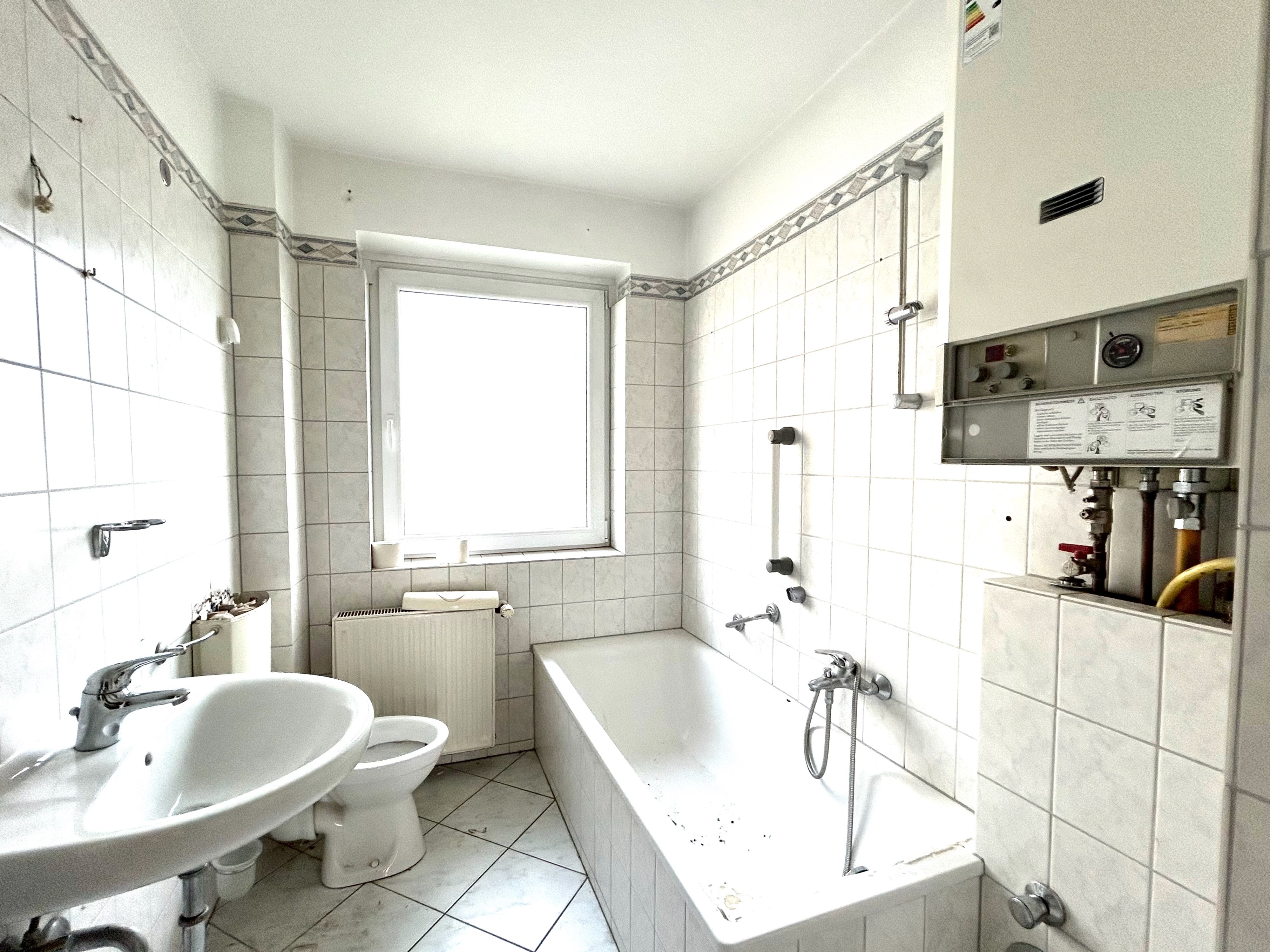 INVESTOREN AUFGEPASST - 4 renditestarke Mehrfamilienhäuser in Kahl am Main!