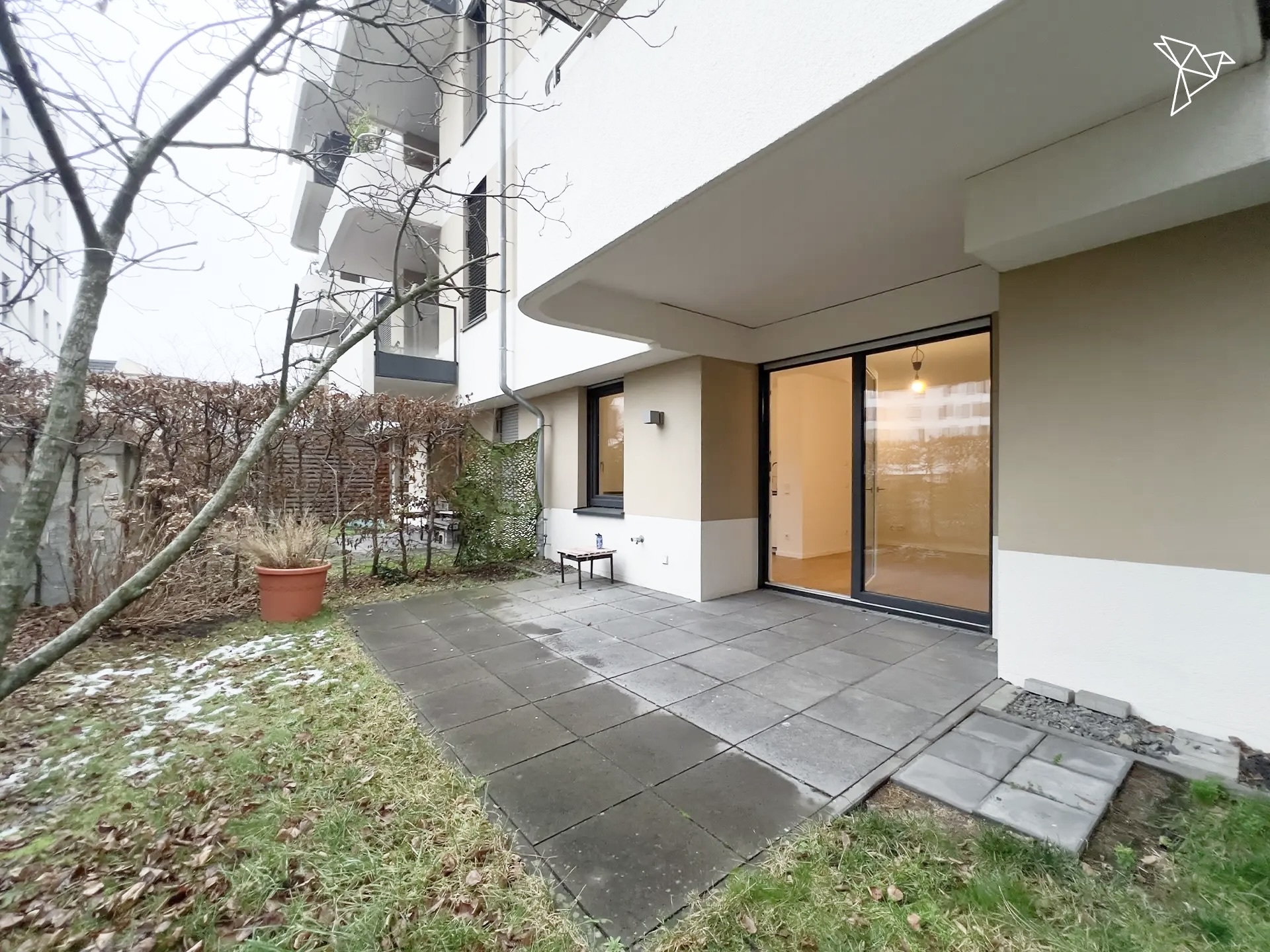 MODERN, URBAN & MITTENDRIN 🤩 2-Zimmer-Wohnung mit Garten am Rhein!