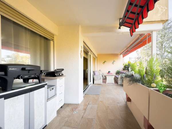 🏡 Moderne Wohnung mit großem Balkon in Aschaffenburg!