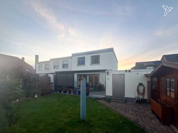 EINZIEHEN UND WOHLFÜHLEN ☀️ Attraktives Reihenhaus mit sonnigem Südgarten in Bergkamen!