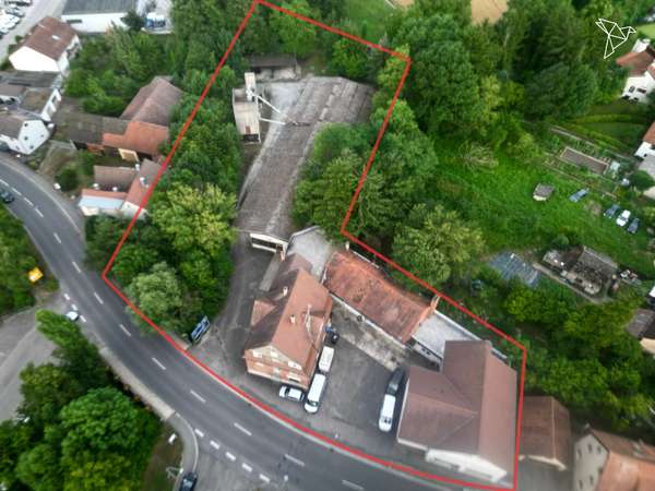 BAUEN SIE IHRE ZUKUNFT 🧱 Einzigartiges Grundstück mit Entwicklungspotenzial in Willsbach!