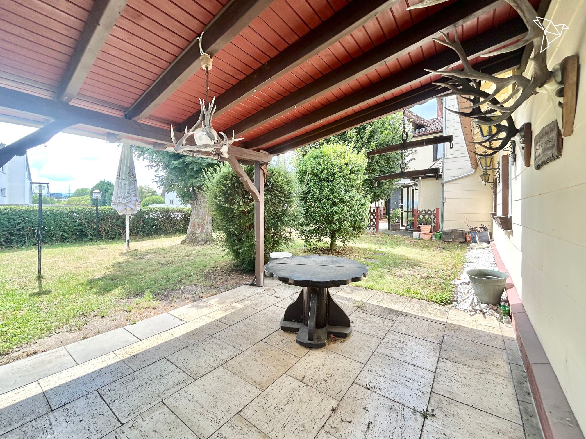 ÜBER 10 % RENDITE 💥 Mehrfamilienhaus mit Restaurant in Usingen!