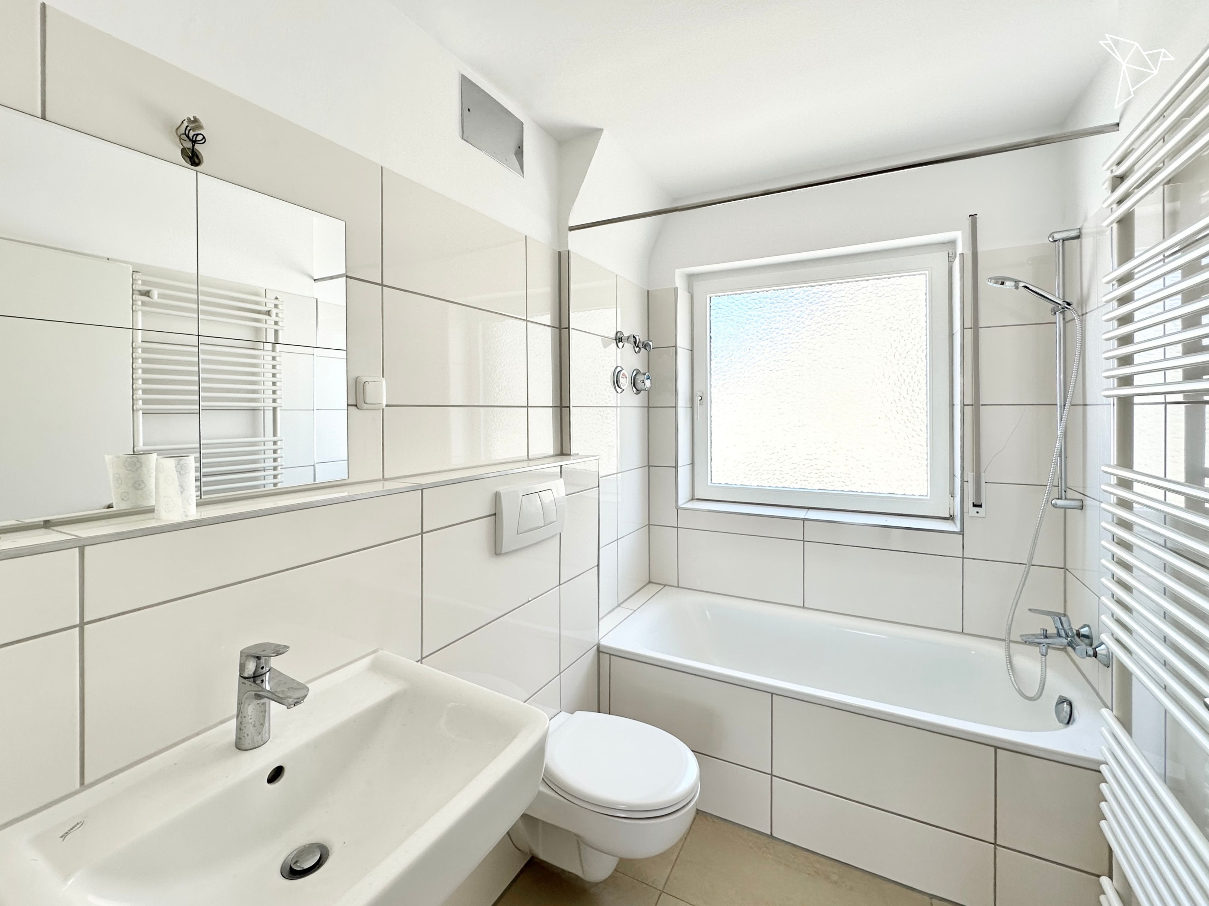 ANKOMMEN UND WOHLFÜHLEN 🌟 Renovierte 3,5-Zimmer-Wohnung in ruhiger Lage von Frankfurt-Süd!