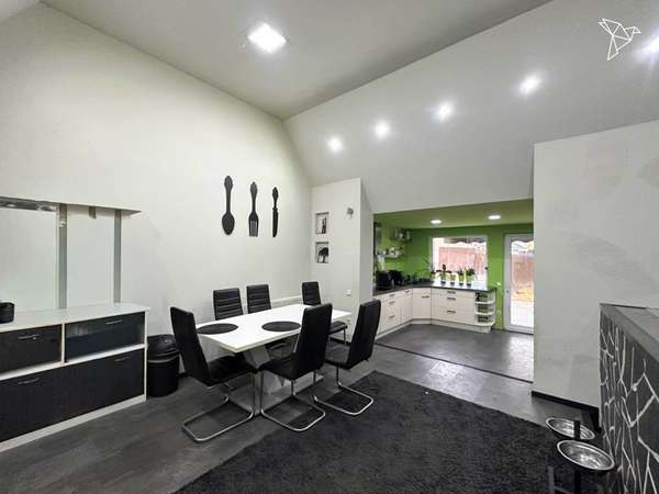 EINZIEHEN & ANKOMMEN 📍 Saniertes Reihenmittelhaus mit 6 Zimmern in Methler!