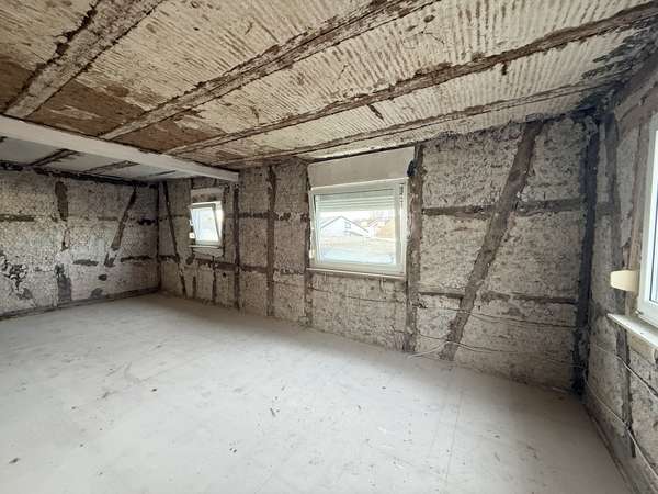 RAUM FÜR IDEEN 💡🧱 Grundstück mit Entwicklungsspielraum in Roßdorf!