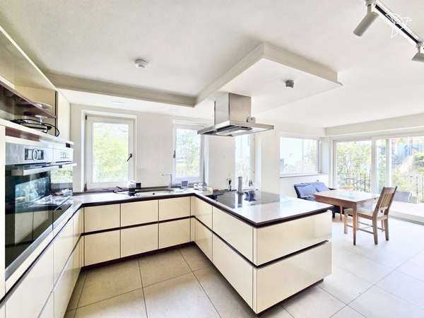 FAMILIENPARADIES ❤️ Großzügige Doppelhaushälfte mit Kamin in Frankfurt-Heddernheim!