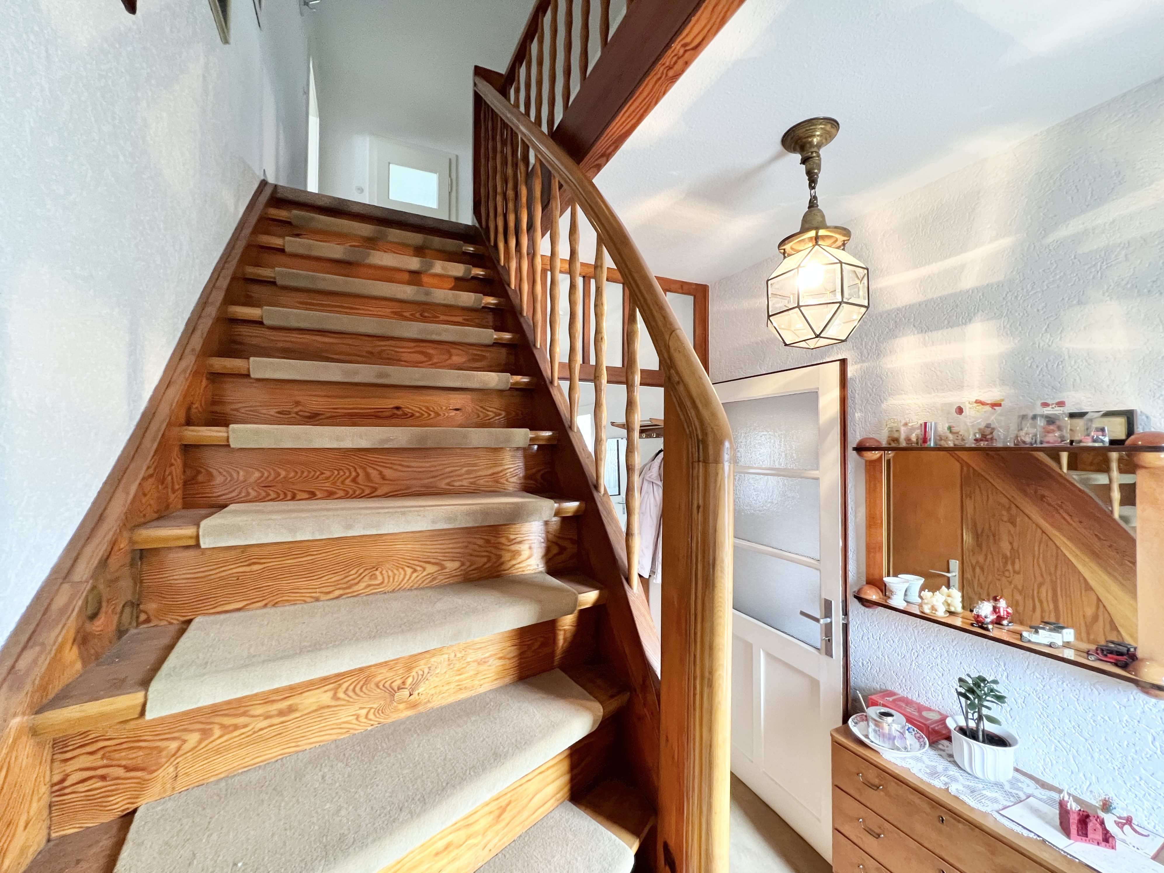 RESERVIERT - SOMMERTRAUM - Familienfreundliche Doppelhaushälfte mit großem Garten Hanau-Lamboy!