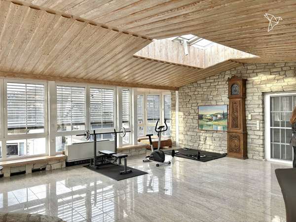 INVEST & RELAX 🔥 Wohn- & Geschäftshaus mit Kamin, Jacuzzi & Wintergarten in Weilmünster!