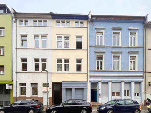 ZENTRALE RENDITE 🌇 Mehrfamilienhaus mit Gewerbefläche in Offenbach am Main!