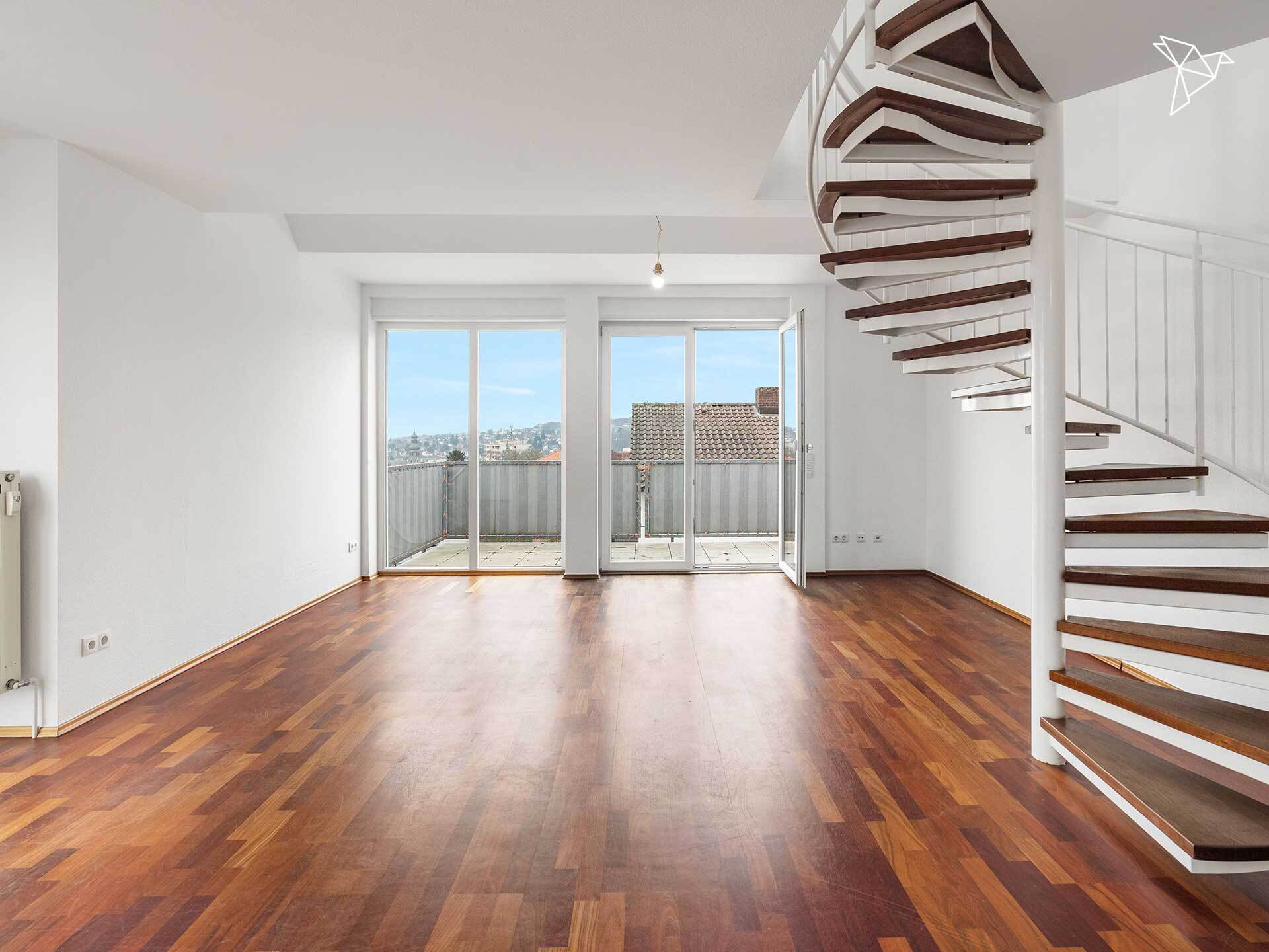 EXKLUSIVES WOHNEN MIT SKYLINEBLICK 🌇 Stilvolle Maisonette-Wohnung in Hofheim am Taunus!