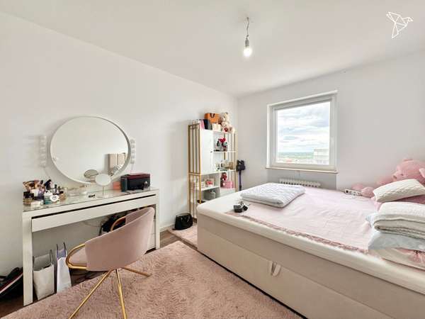 KAPITALANLEGER AUFGEPASST 🚀 Gepflegte 2,5-Zimmer-Wohnung mit Balkon in Langen!