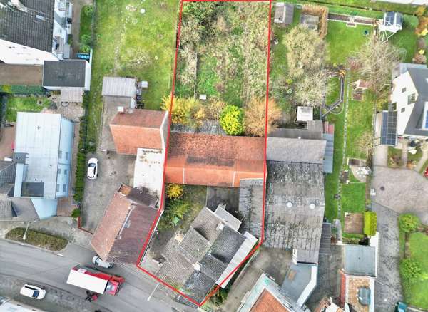 BAUT, WAS IHR BRAUCHT 🔨 Vielseitiges 1.300-qm-Grundstück in Dreieich!