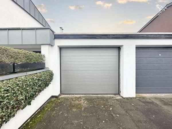 PRAKTISCHE STELL- UND LAGERFLÄCHE 🔑 Garage mit 36 m² Grundstück & elektrischem Tor in Chorweiler!