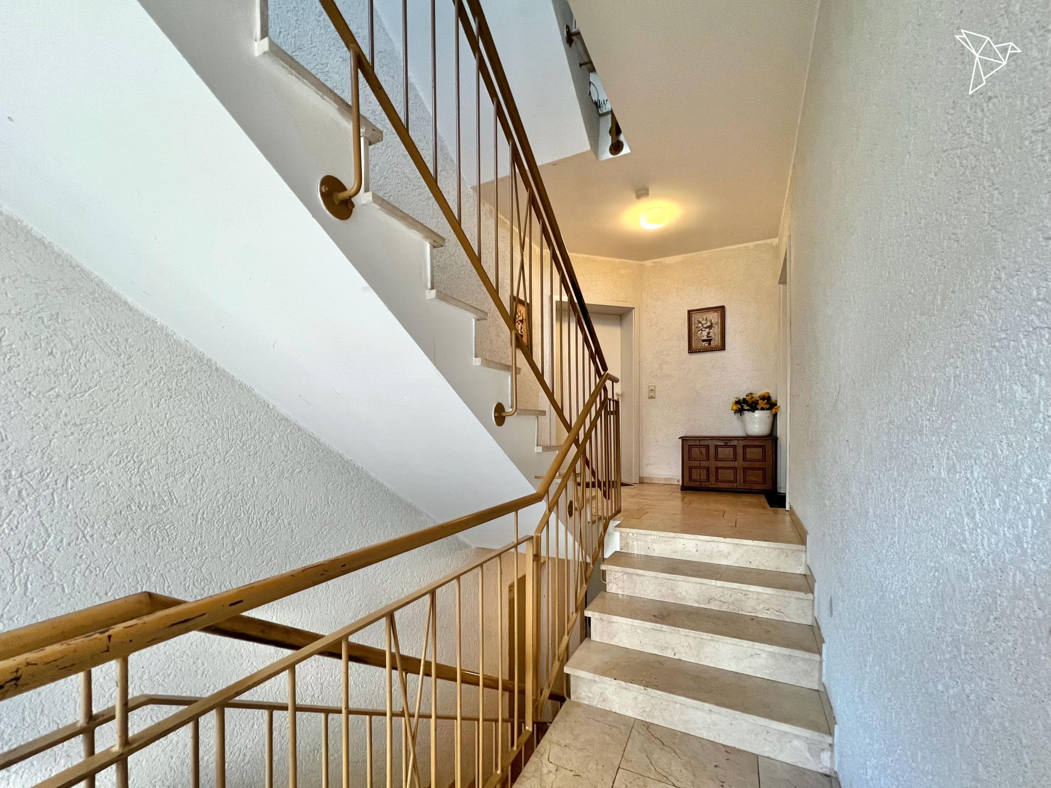 GEFRAGTE 4 ZIMMER 💣 Dachgeschosswohnung mit Gartennutzung in Koblenz!