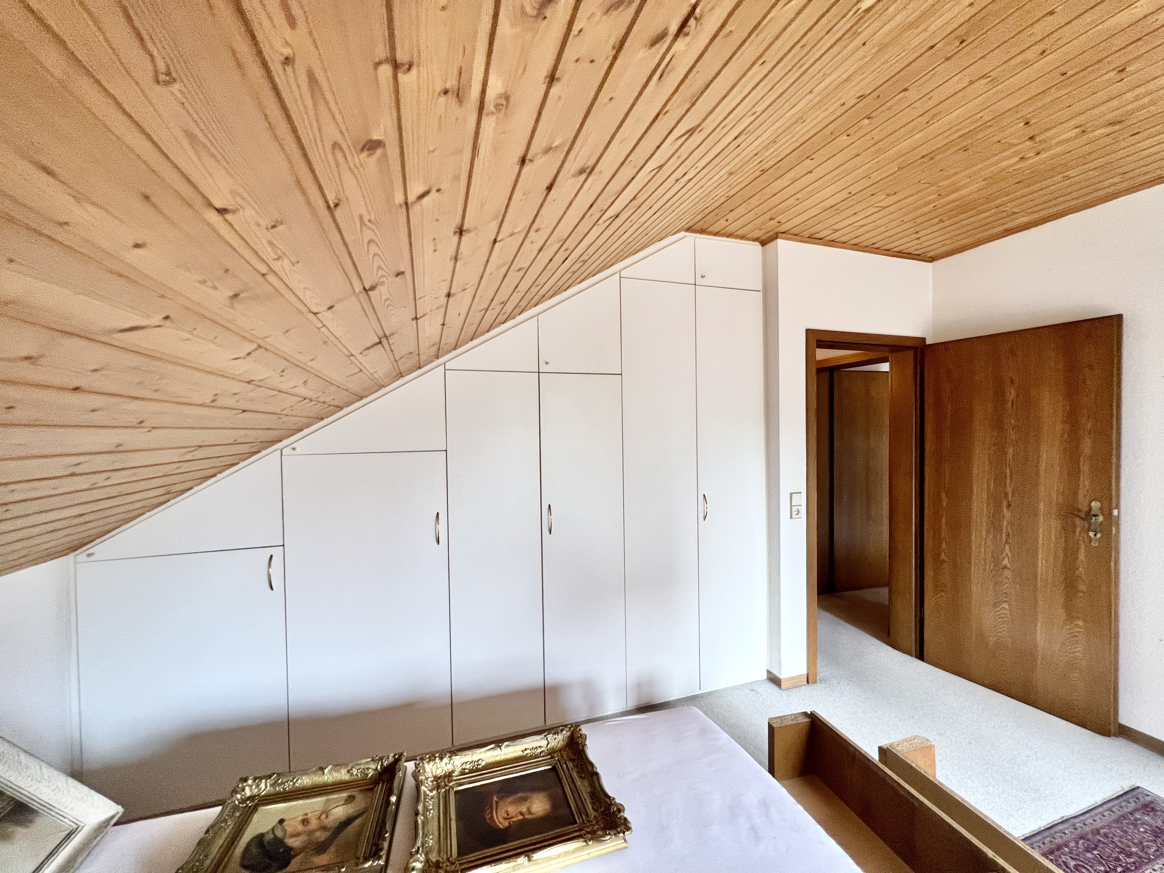 FRANKFURTER FAMILIENTRAUM - Freistehendes Einfamilienhaus mit großem Garten in ruhiger Lage!