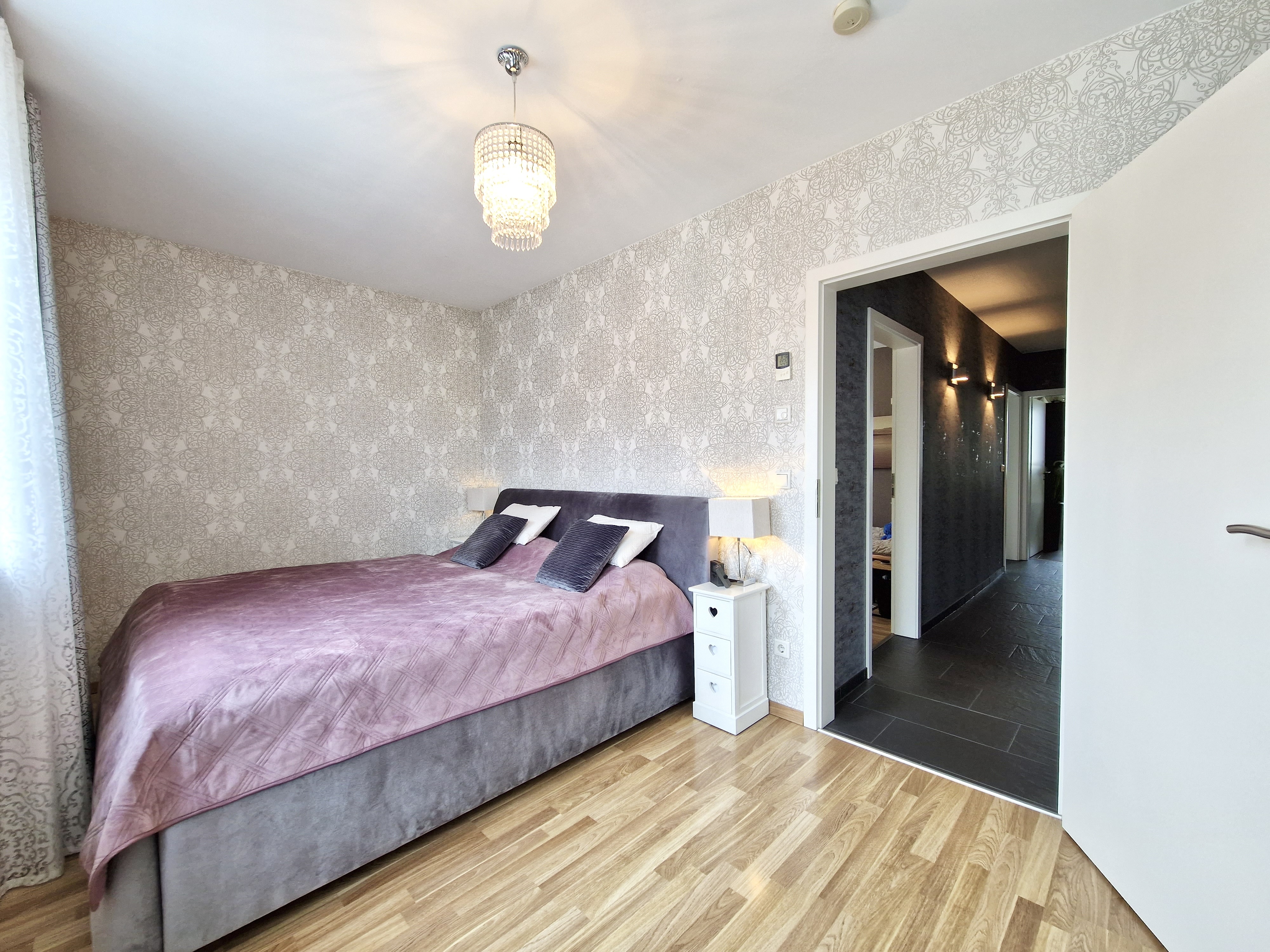 DER SOMMER KANN KOMMEN - Energieeffiziente Doppelhaushälfte mit Wärmepumpe und Solar!