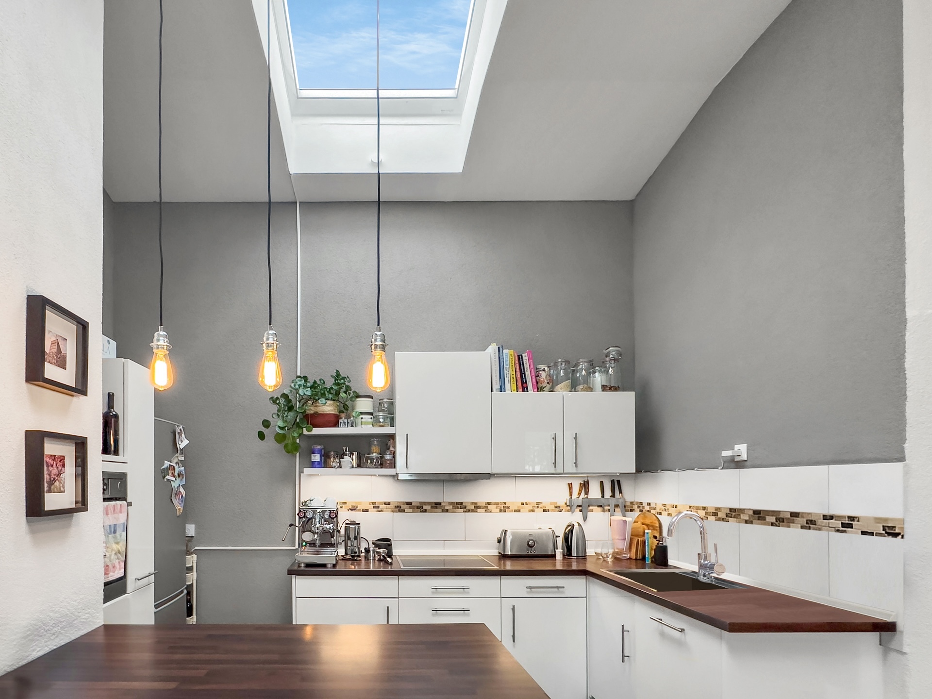 ALTBAU-CHARME IM NORDEND 🤩 Modernisierte 3-Zimmer Wohnung nahe Oeder Weg!