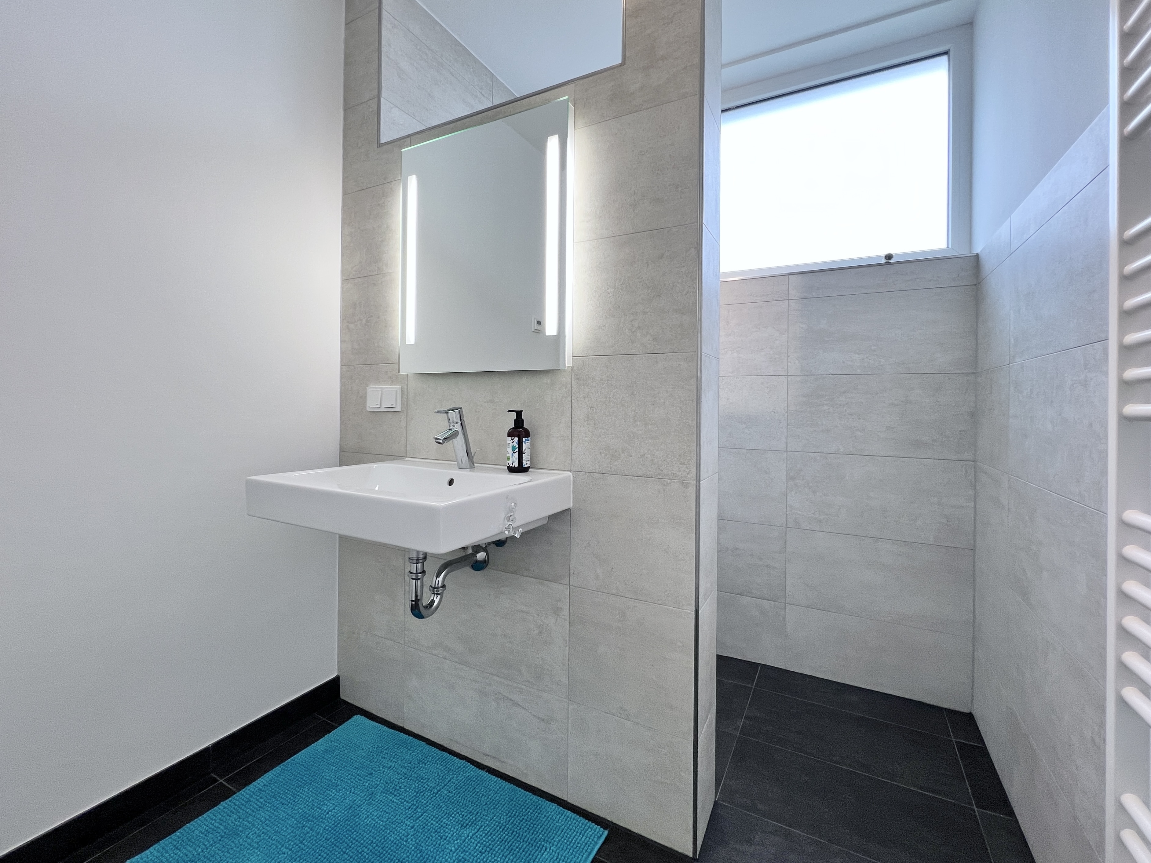 POOL MIT TALBLICK - Luxuriöses Einfamilienhaus mit exklusiver Ausstattung in Eppstein!