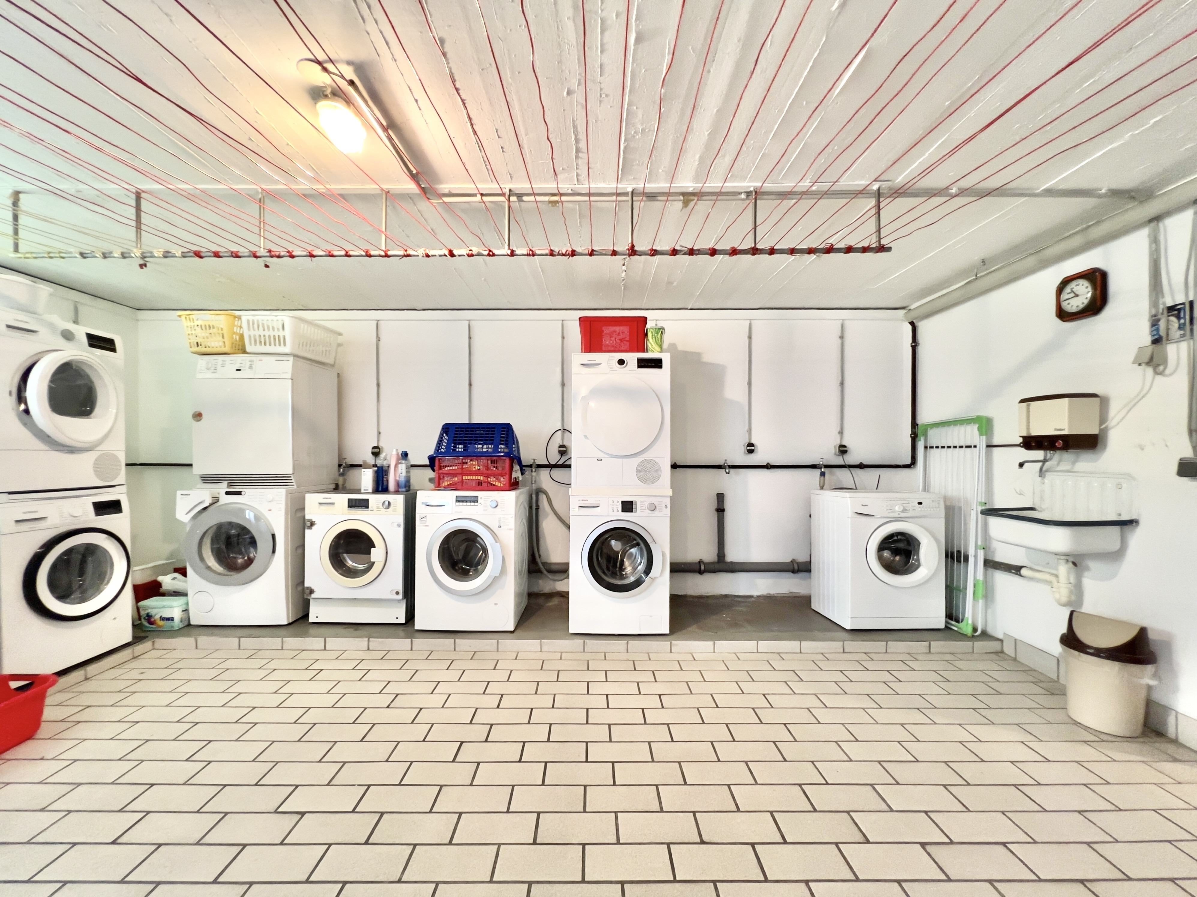 TOP-GEPFLEGT UND MÖBLIERT 🤩 2-Zimmer-Wohnung mit Stellplatz in Köln-Porz!