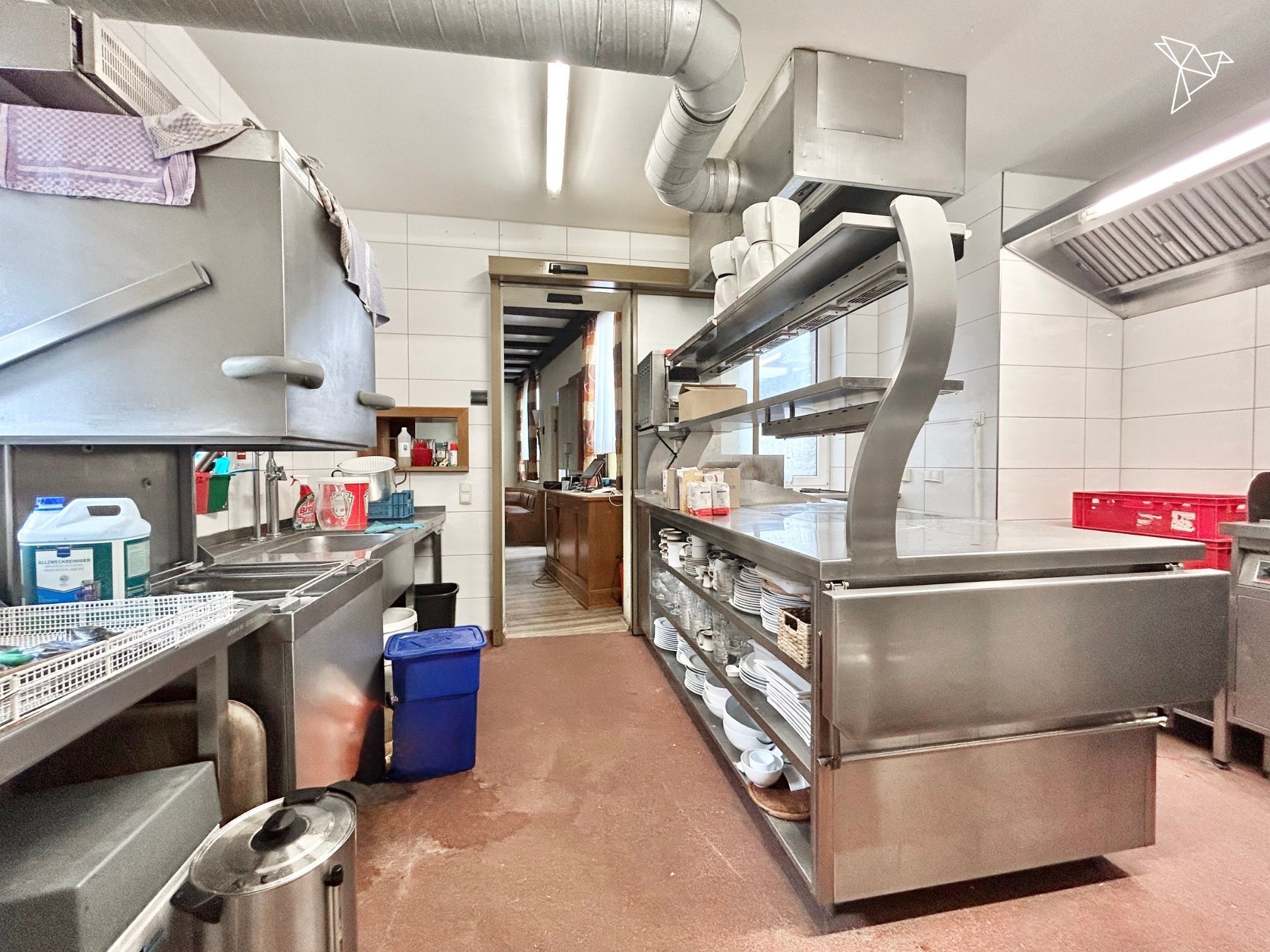 GOLDGRUBE ⭐️ 1,4-facher Jahresumsatz – Gewerbegrundstück mit Gastronomie und MFH in Usingen!