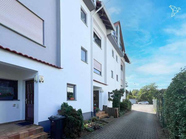 MITTEN IM RHEIN-MAIN-GEBIET 🏡 Moderne Maisonette-Wohnung in ruhiger Lage von Mühlheim am Main!