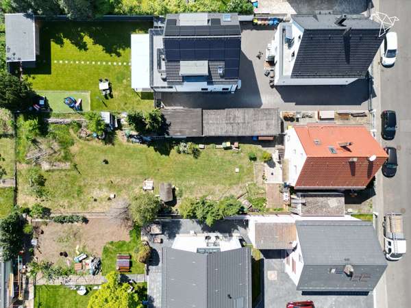 ENTWICKLUNGSPOTENTIAL 📈 Sanierungsbedürftiges Mehrfamilienhaus mit 790 m² Baugrundstück!