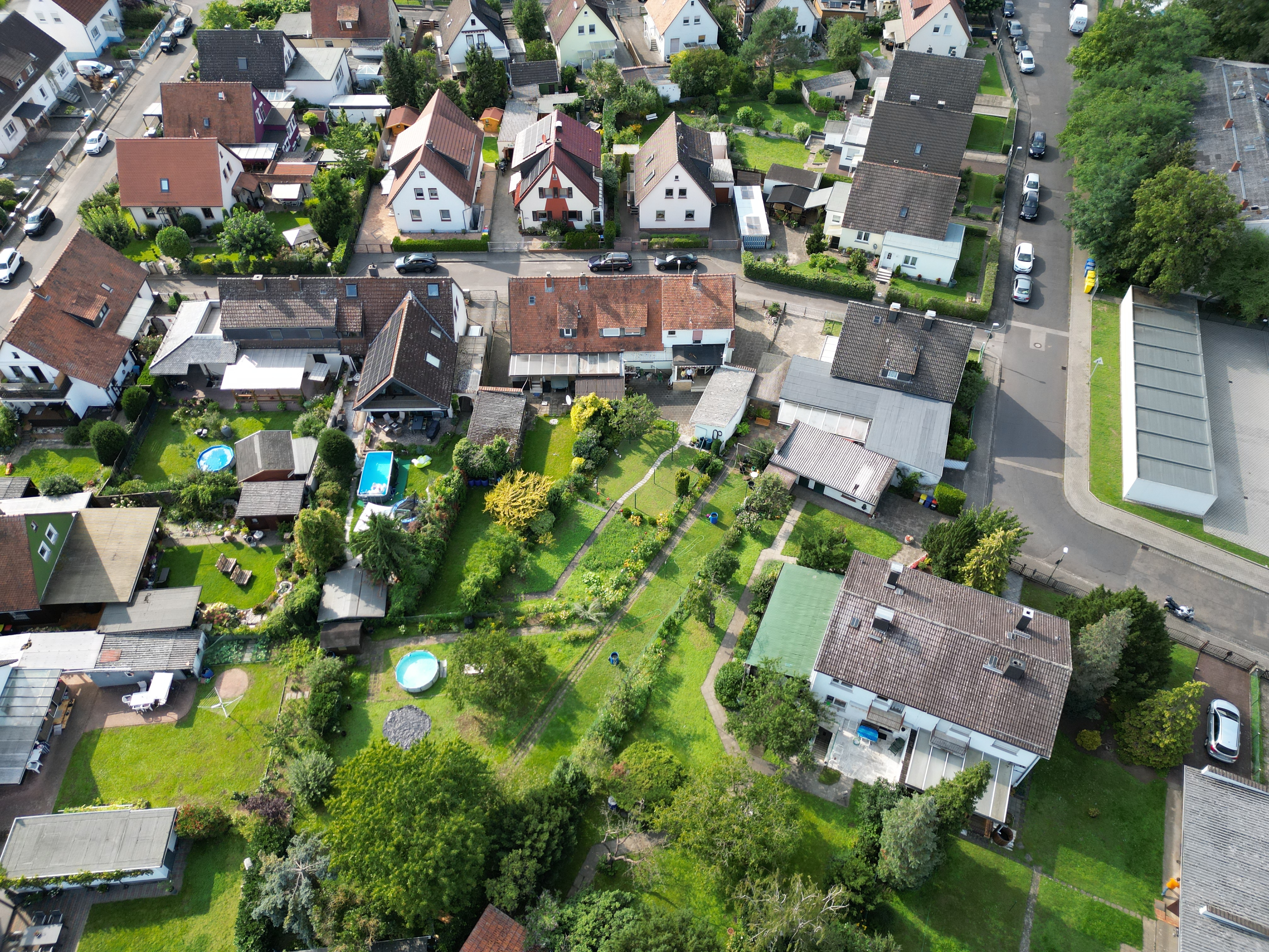 RESERVIERT - SOMMERTRAUM - Familienfreundliche Doppelhaushälfte mit großem Garten Hanau-Lamboy!