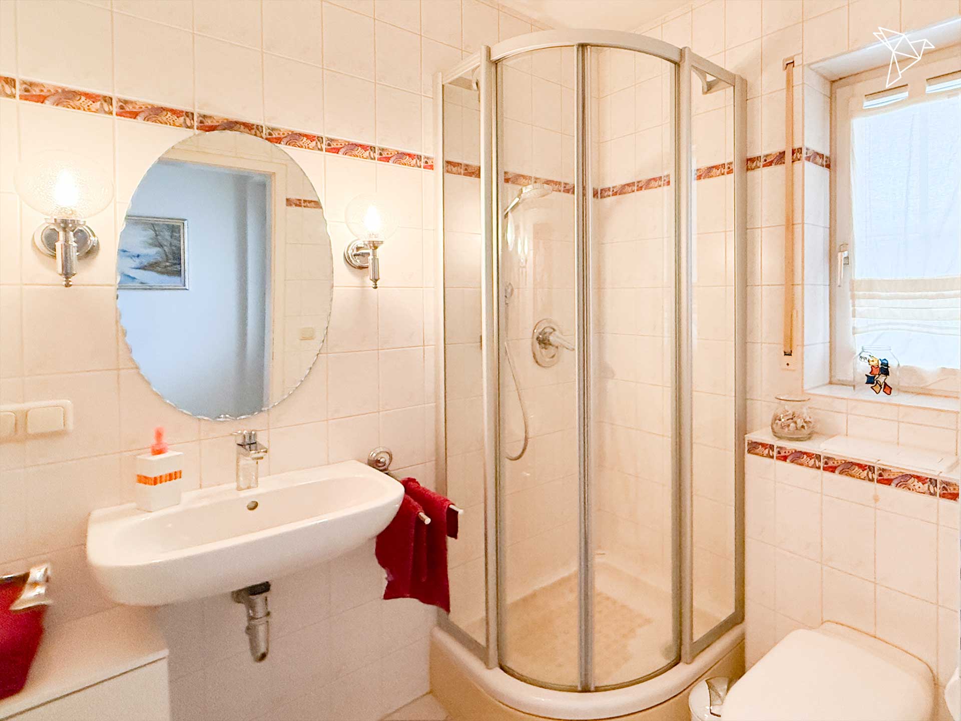 ENTSPANNUNG BEGINNT ZUHAUSE 🏡 Einfamilienhaus mit Wellnessbereich, Kamin & Terrassen in Eschau!