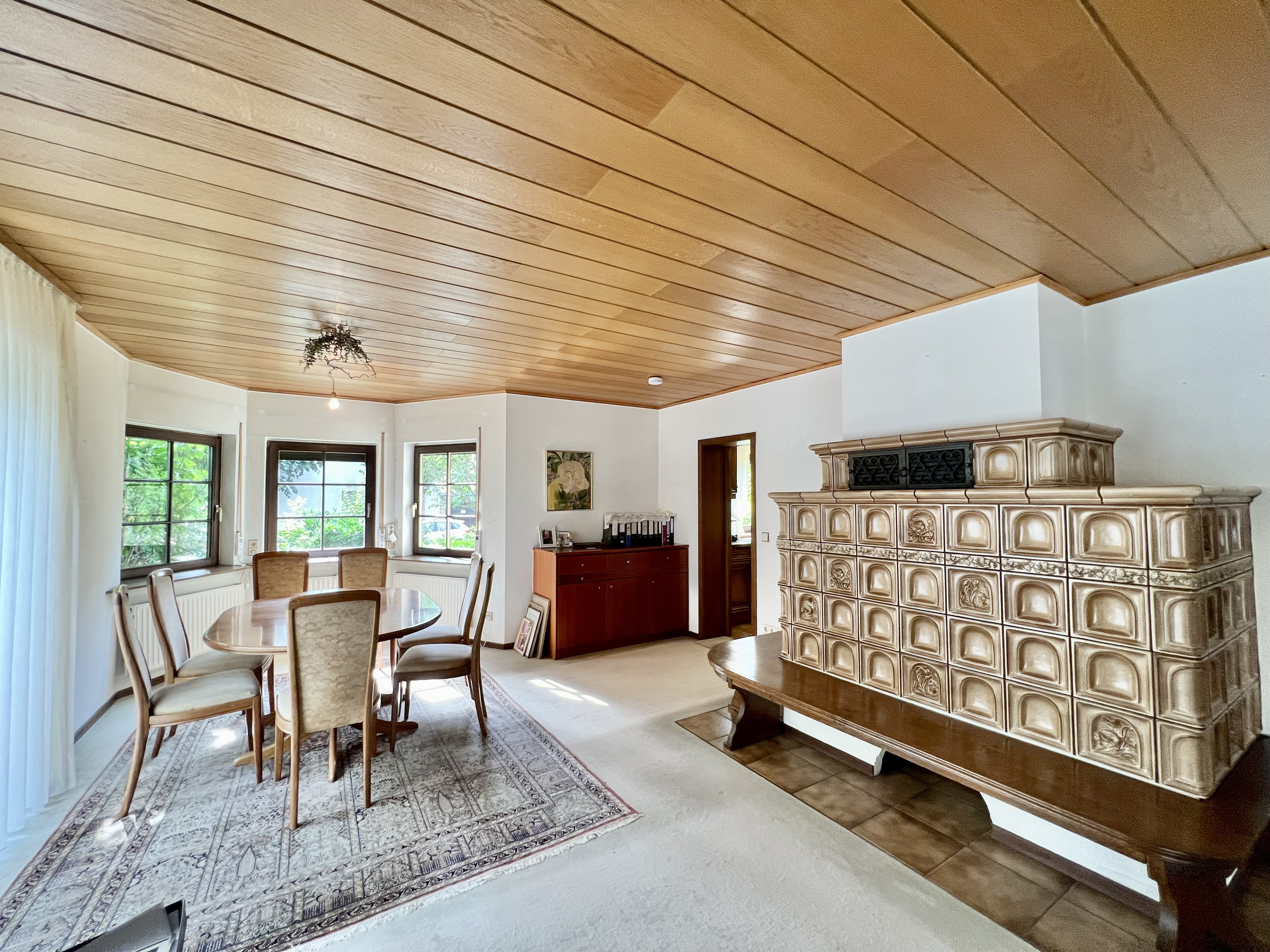 FRANKFURTER FAMILIENTRAUM - Freistehendes Einfamilienhaus mit großem Garten in ruhiger Lage!