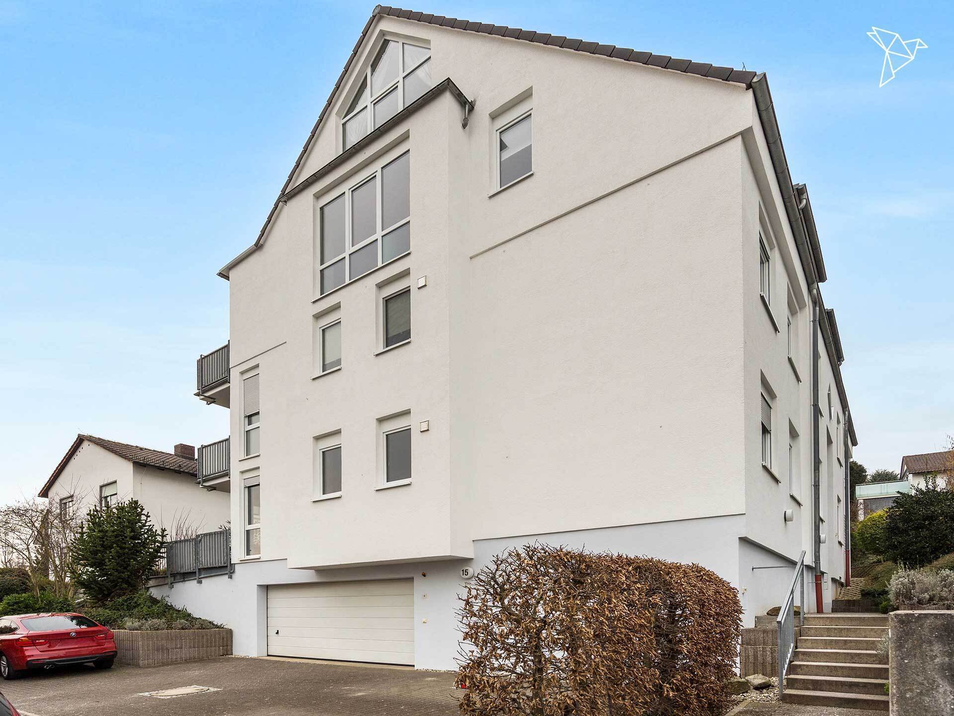 EXKLUSIVES WOHNEN MIT SKYLINEBLICK 🌇 Stilvolle Maisonette-Wohnung in Hofheim am Taunus!