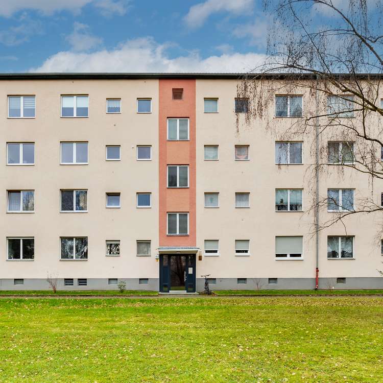 Attraktive Kapitalanlage mit Balkon in Berlin-Buckow