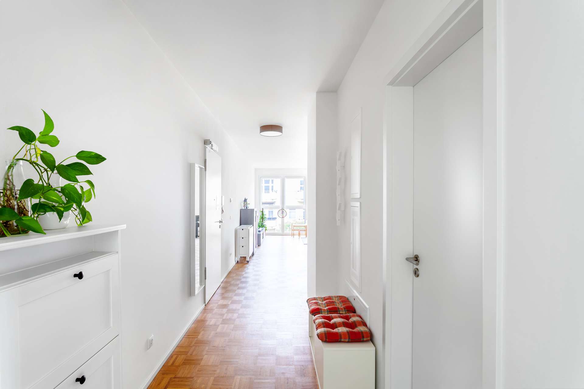 hallway | Handjerystraße