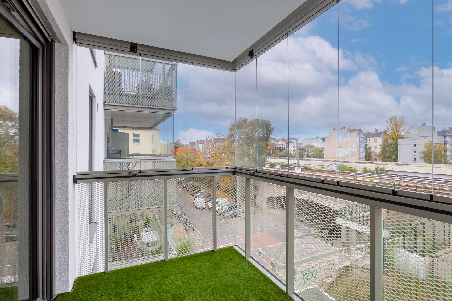 second balcony | Handjerystraße