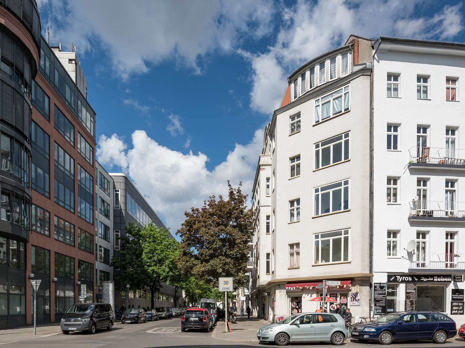Investieren Sie in ein echts Stück Berlin. Vorderhauswohnung in BerlinMoabit Guthmann Estate