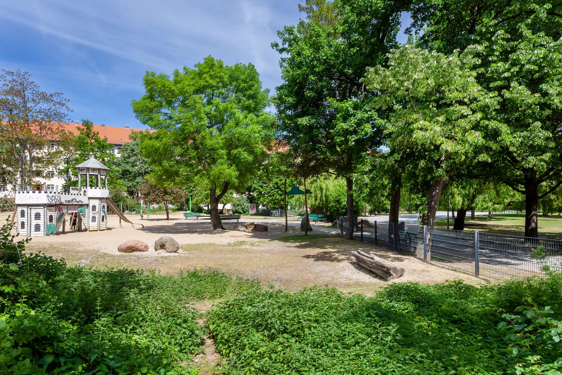 Park with playground | Pommersche Straße