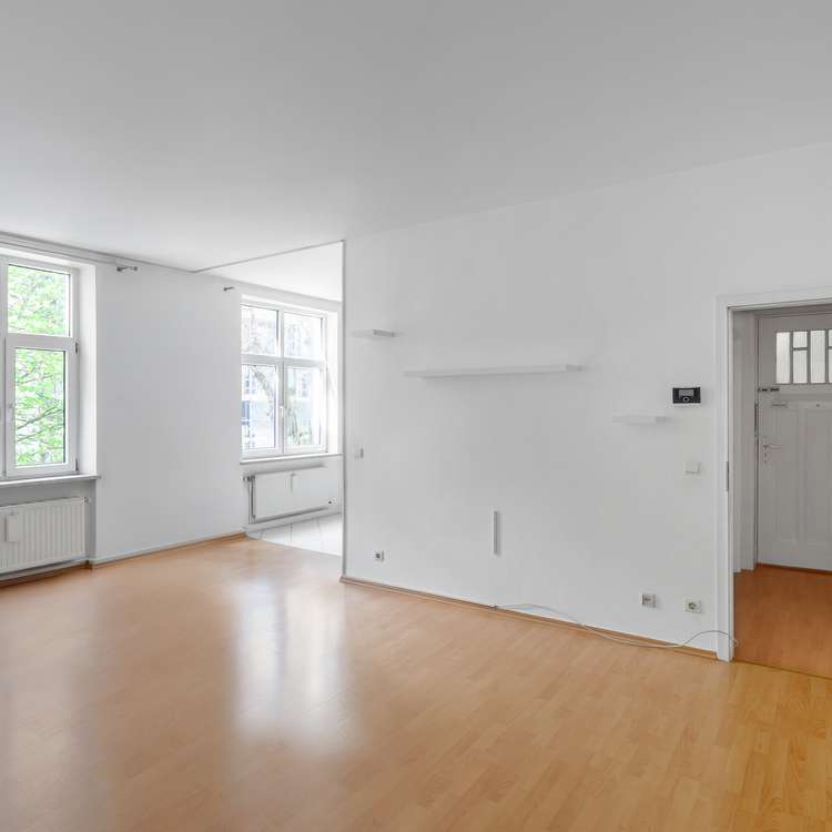 Vaccant two- room appartment in Friedrichshain