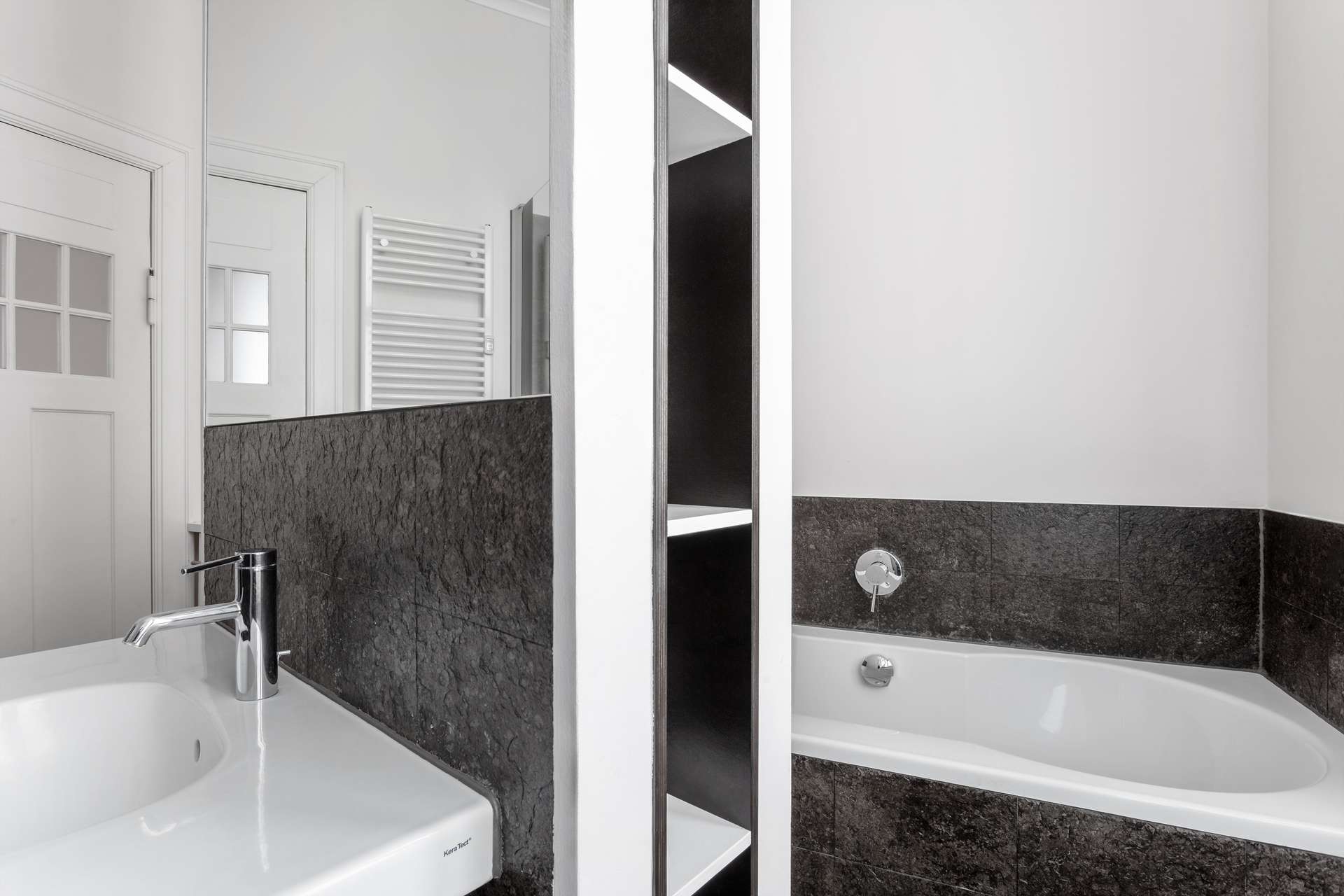bathtub | Paretzer Straße