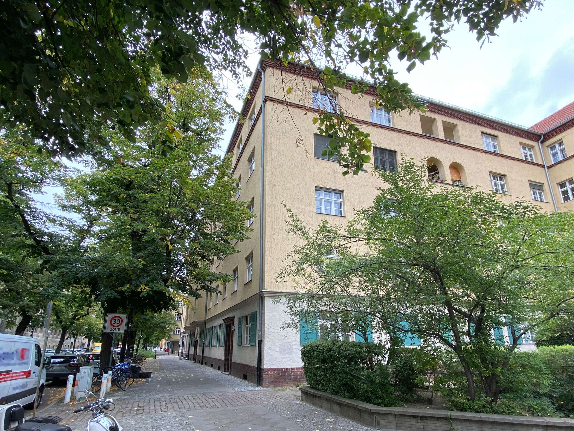 Charmante Kapitalanlage nahe dem Schloss Charlottenburg GUTHMANN