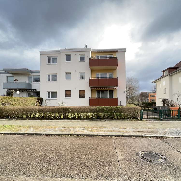 Vermietete Erdgeschosswohnung mit Balkon in Süd-West Berliner Lage