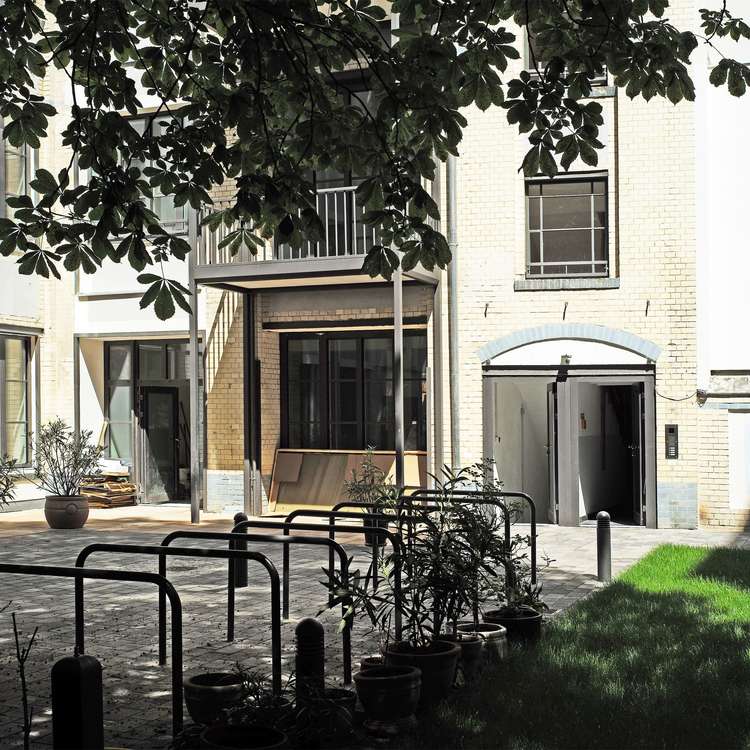 Contemporary industrial architecture