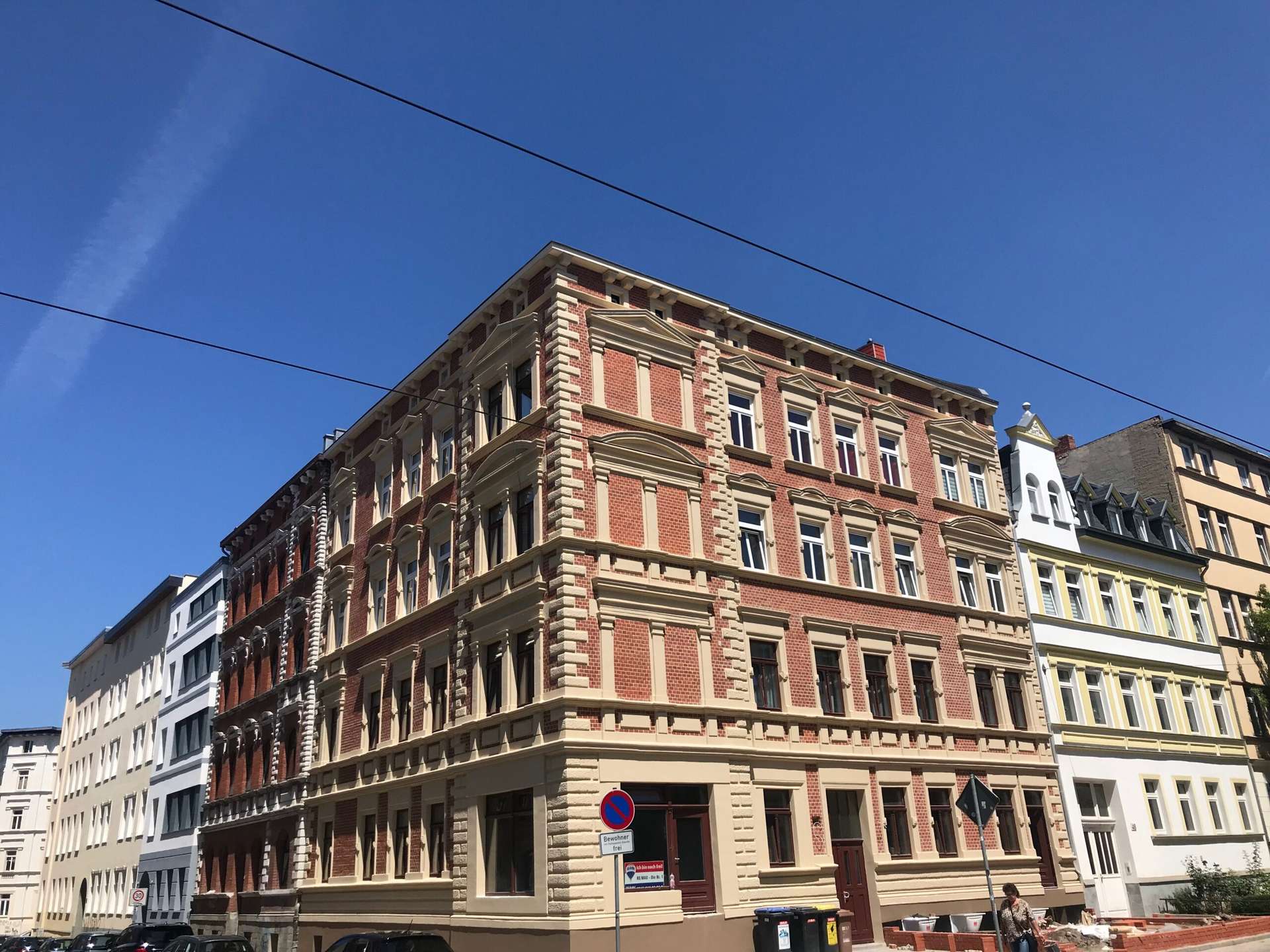 Schöne Wohnung mit Balkon, Fußbodenheizung und Hauswirtschaftsraum!