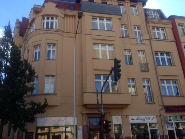 Komplett möblierte Wohnung in zentraler Lage!