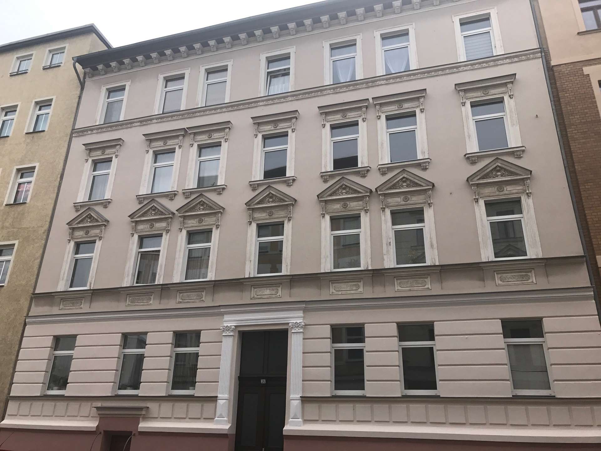 3-Raum-Wohnung mit großer Wohnküche in beliebter Etage!