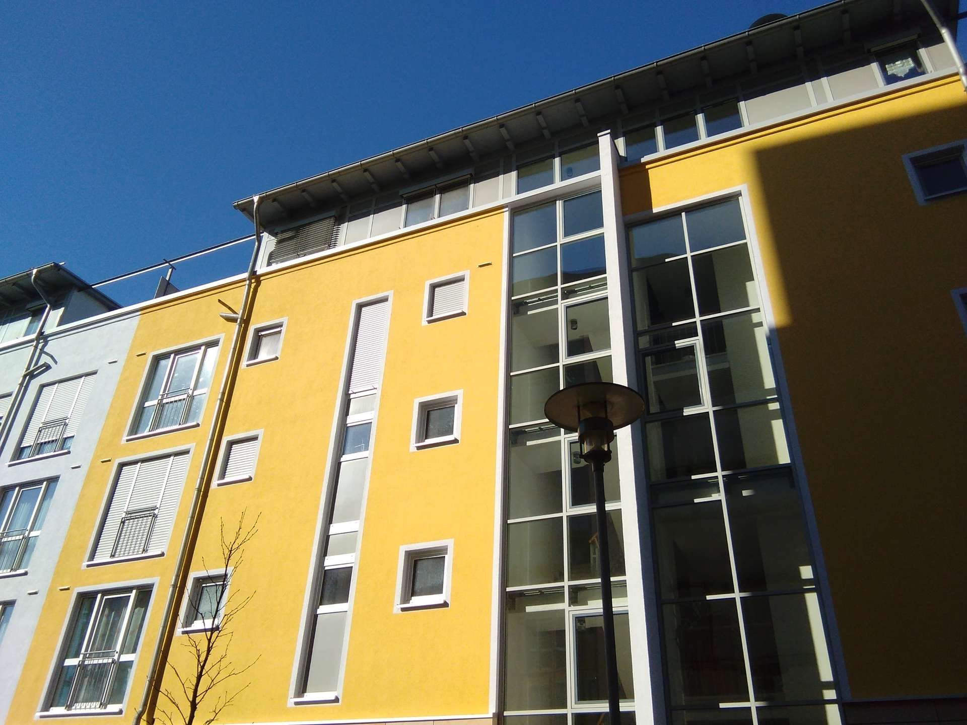 Hübsche Wohnung, Nähe Markt, stufenloser Zugang zur Wohnung, mit Aufzug und Fußbodenheizung!