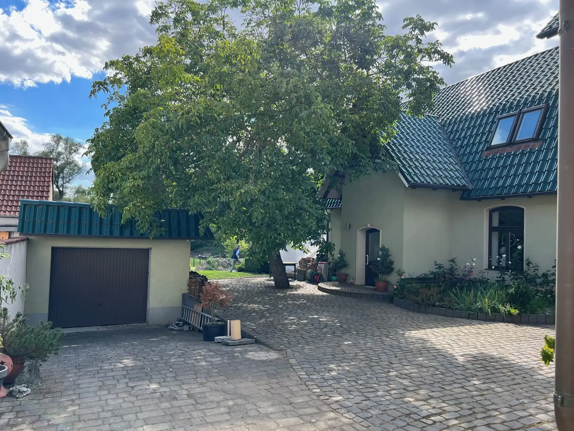 Luxuriös ausgebautes Haus auf großzügigem Grundstück am Rande der Elsteraue - Wohnen & Arbeiten in einem! – Bild 3