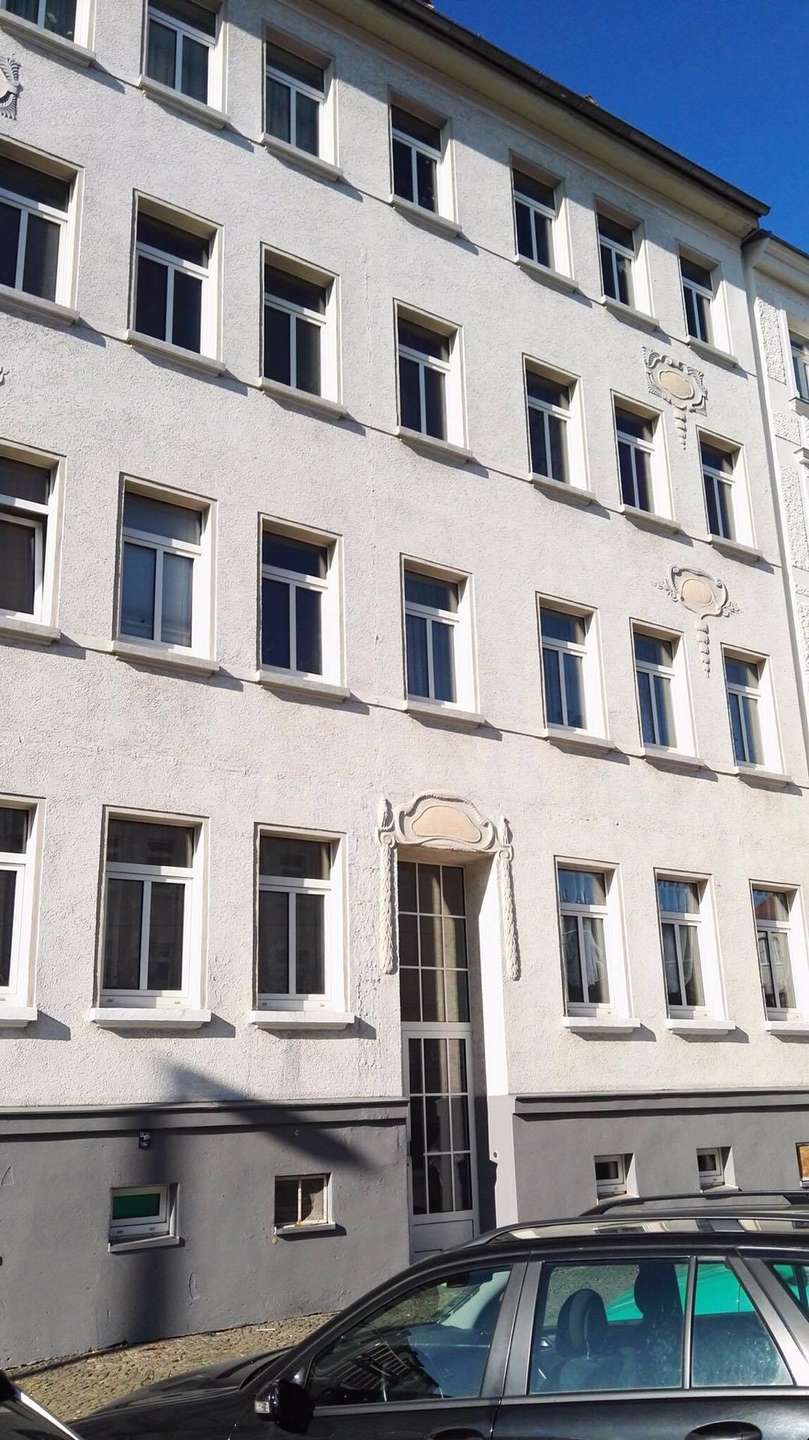 Gemütliche 2 - Zimmer - Wohnung mit Dachbalken!