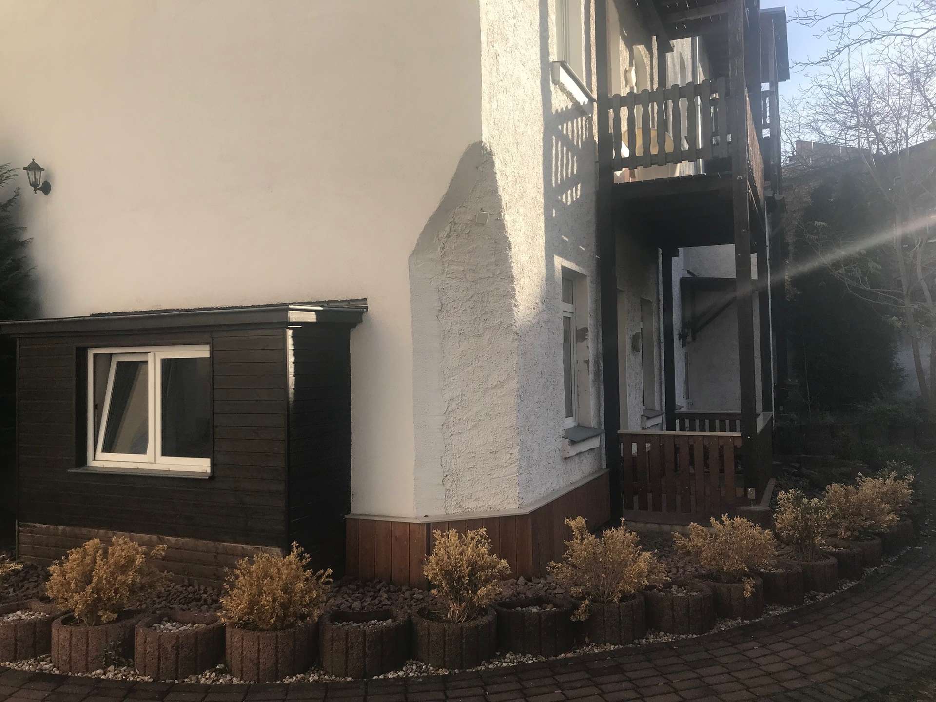 Ruhig gelegene 2 Raumwohnung im Hinterhaus mit Balkon und Einbauküche!